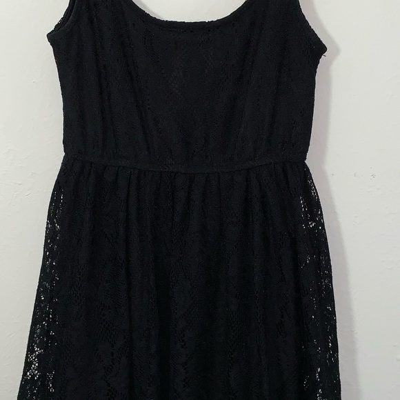 Black Lace Party Dress w/ Slip - Picture 2 of 6